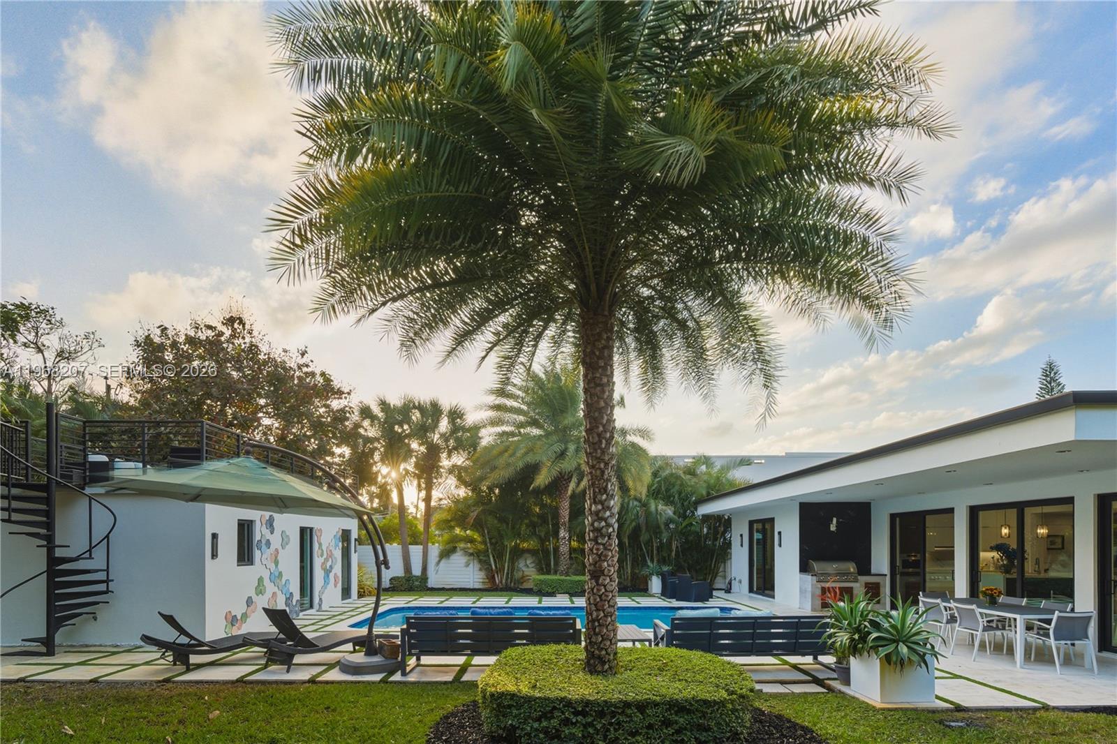 400 NW 24th St Wilton Manors, FL 33311