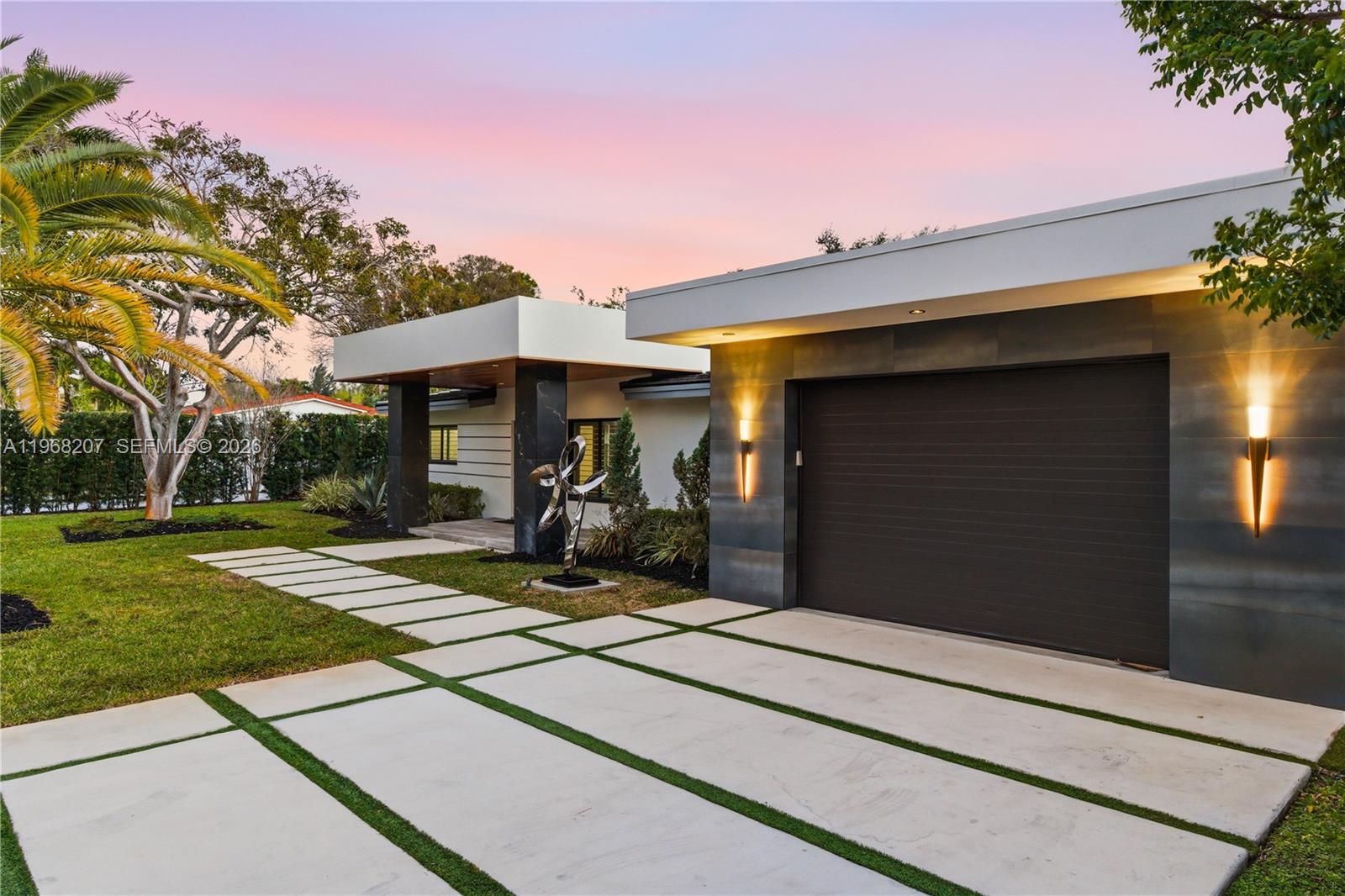 400 NW 24th St Wilton Manors, FL 33311