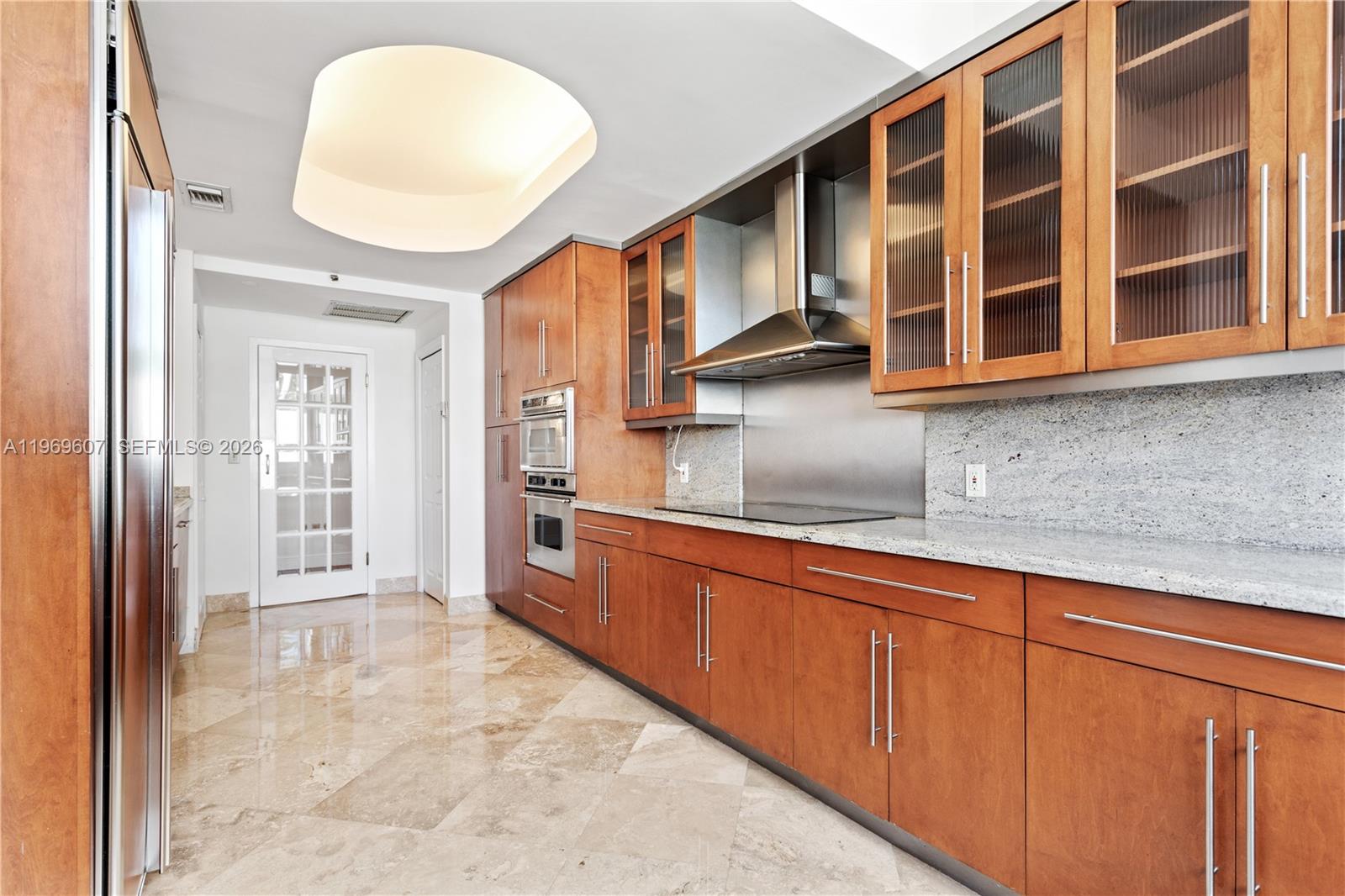 image 1000 Venetian Way6