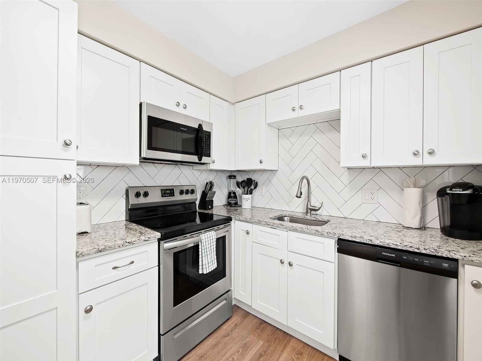 3405 Norfolk St Pompano Beach, FL 33062