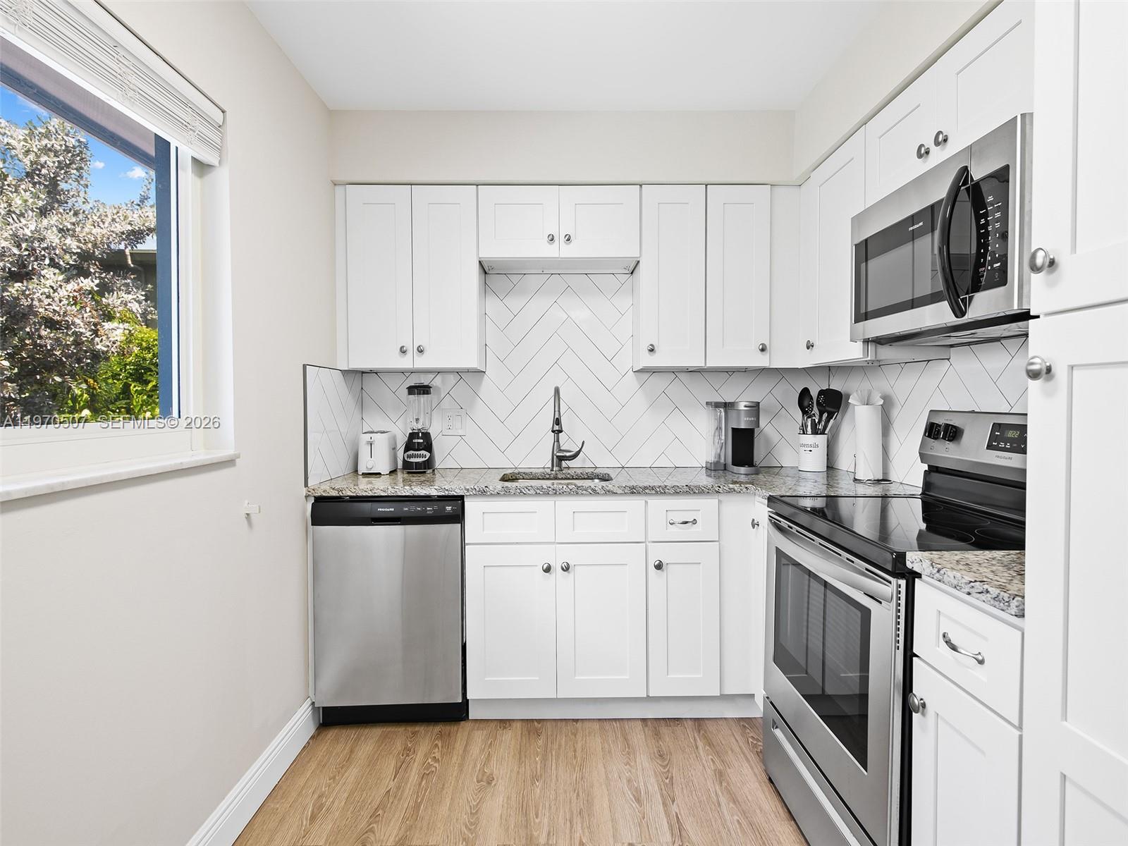 3405 Norfolk St Pompano Beach, FL 33062