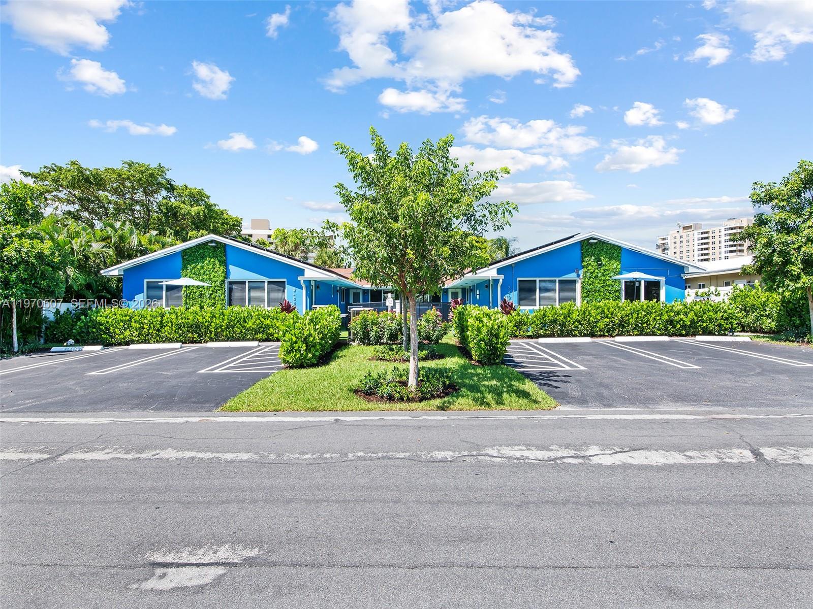 3405 Norfolk St Pompano Beach, FL 33062