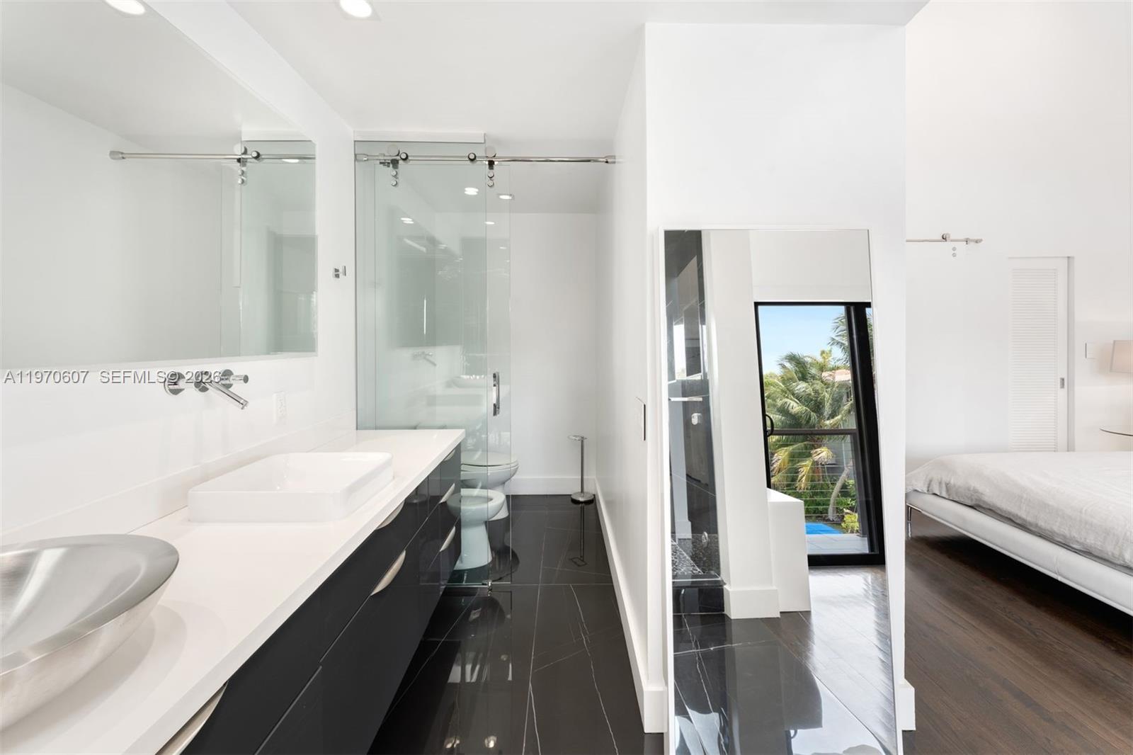 3560 W Fairview St Miami, FL 33133