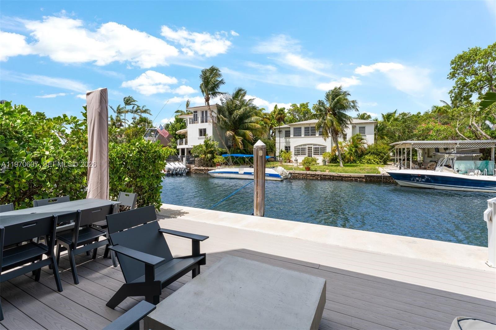 3560 W Fairview St Miami, FL 33133