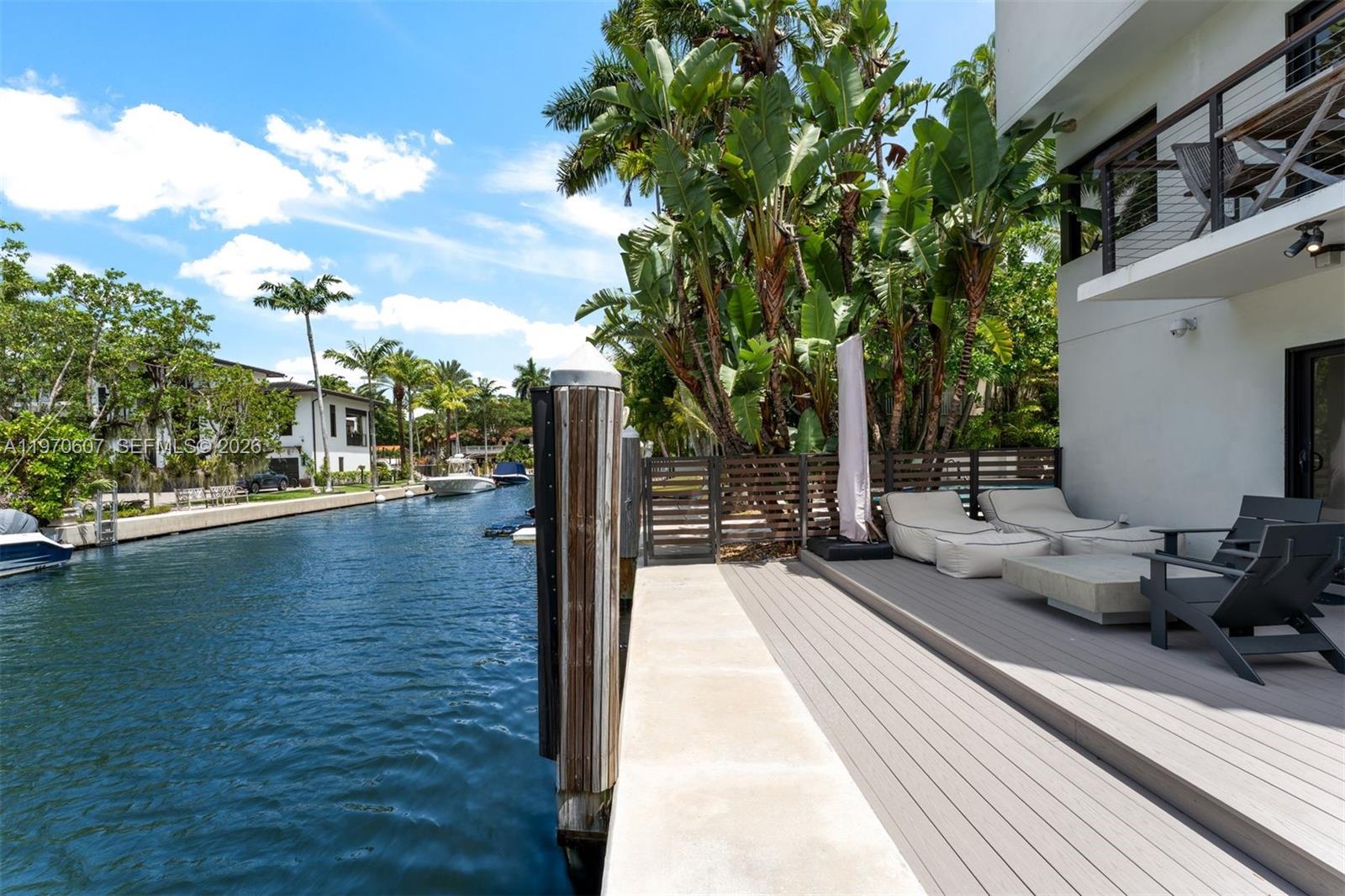 3560 W Fairview St Miami, FL 33133