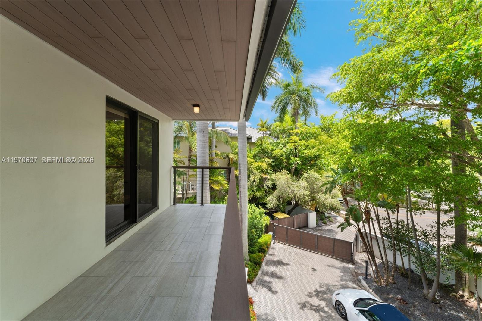 3560 W Fairview St Miami, FL 33133