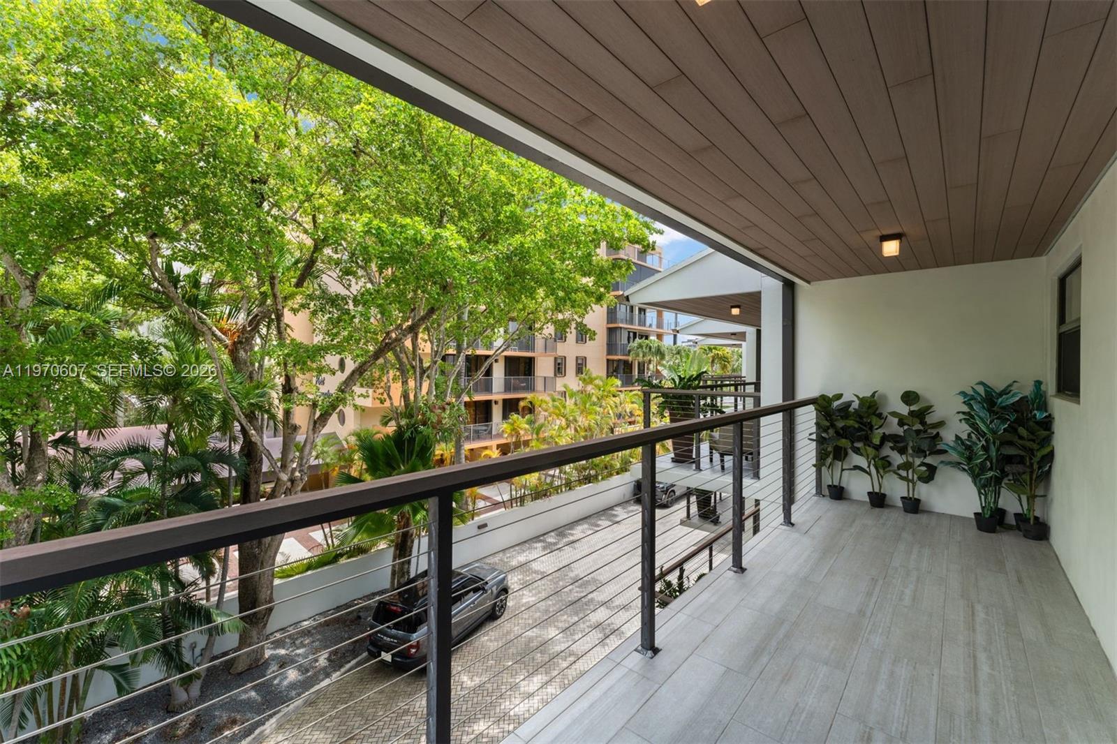 3560 W Fairview St Miami, FL 33133