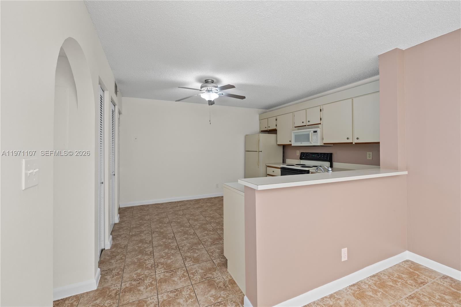 10105 W Sunrise Blvd #104 Plantation, FL 33322