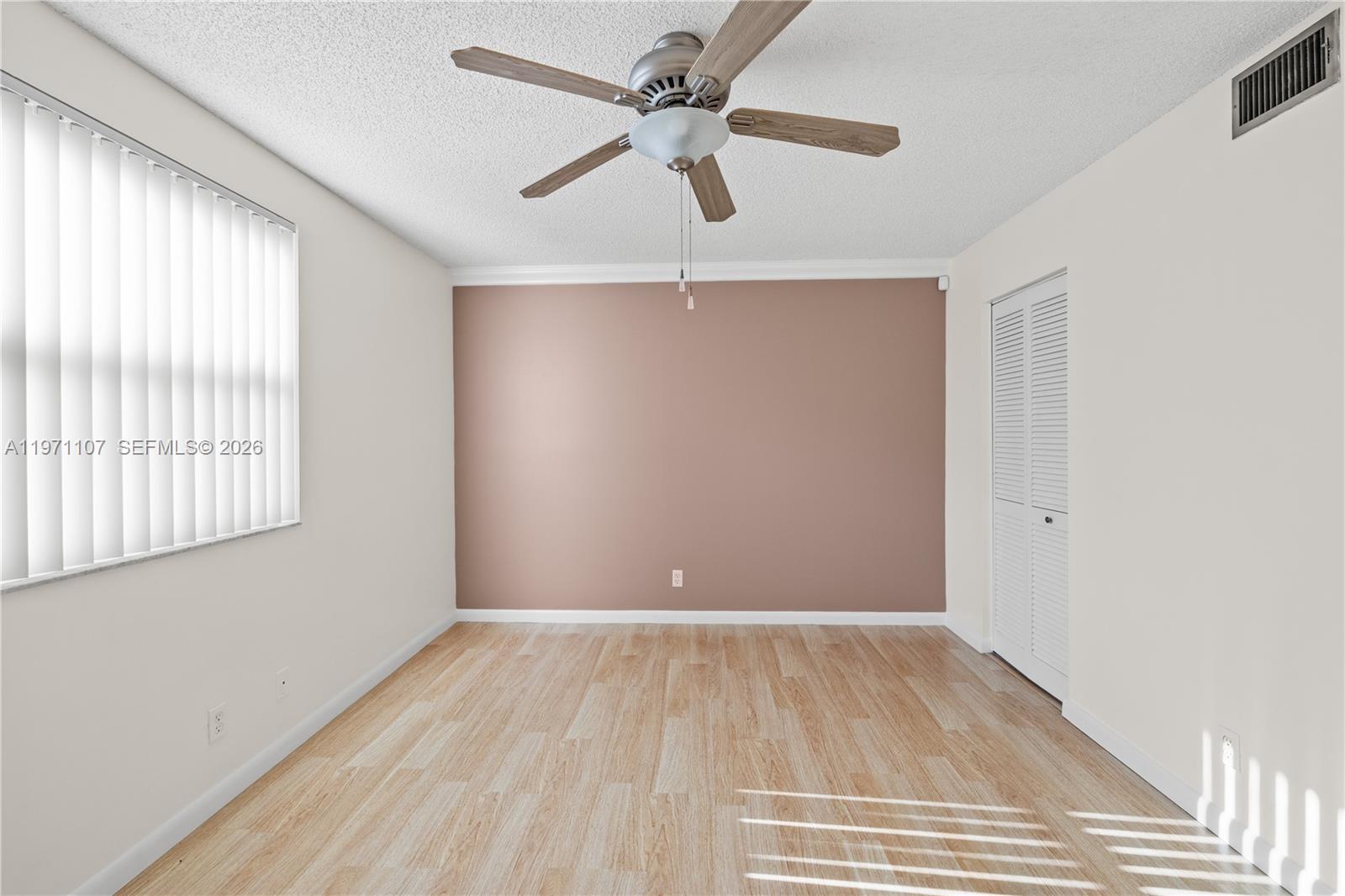 10105 W Sunrise Blvd #104 Plantation, FL 33322