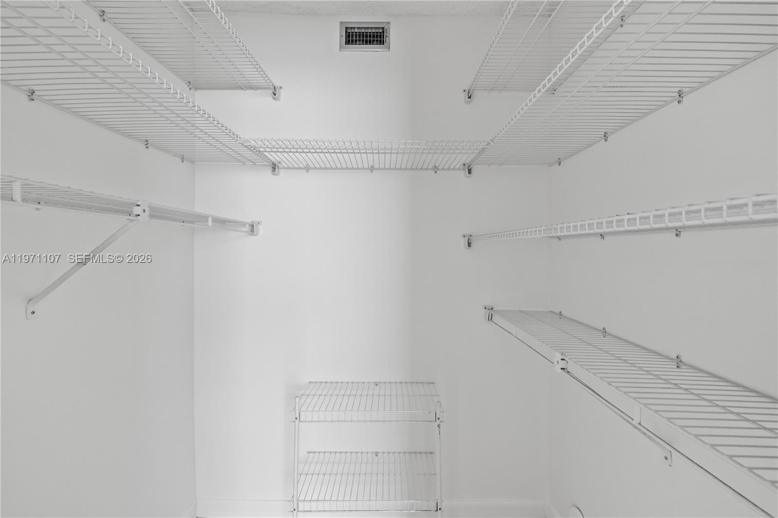 10105 W Sunrise Blvd #104 Plantation, FL 33322