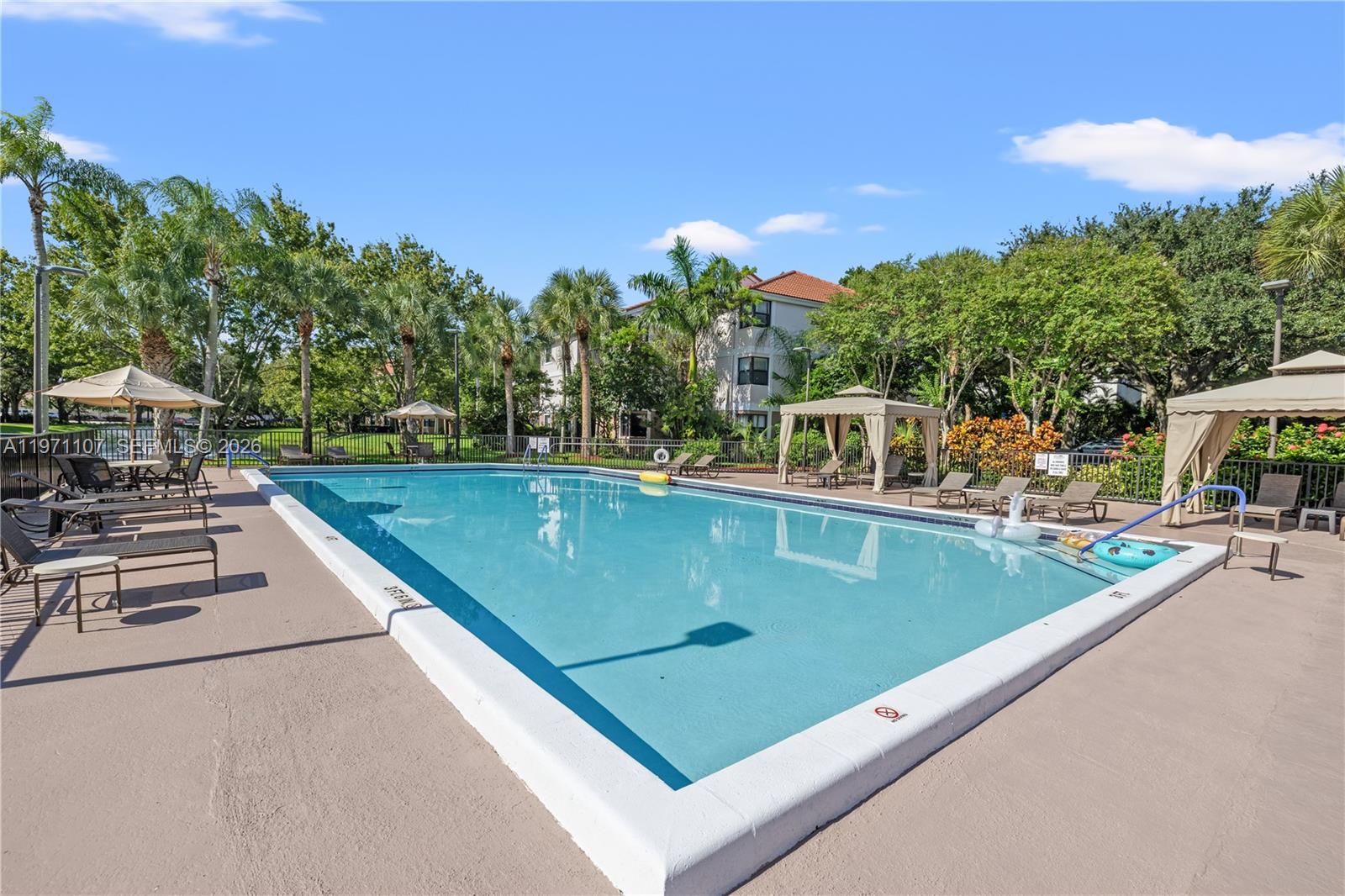 10105 W Sunrise Blvd #104 Plantation, FL 33322