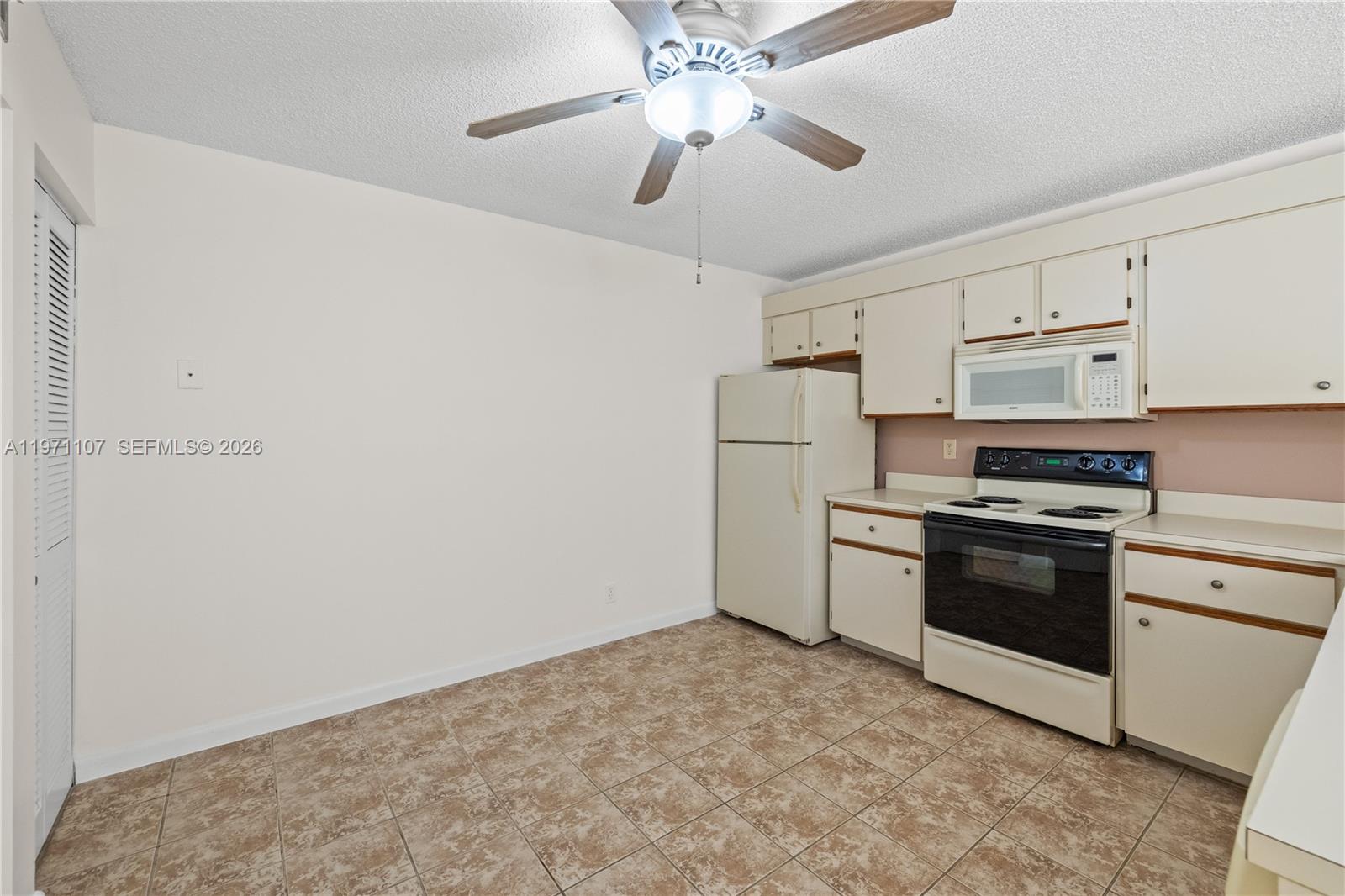 10105 W Sunrise Blvd #104 Plantation, FL 33322
