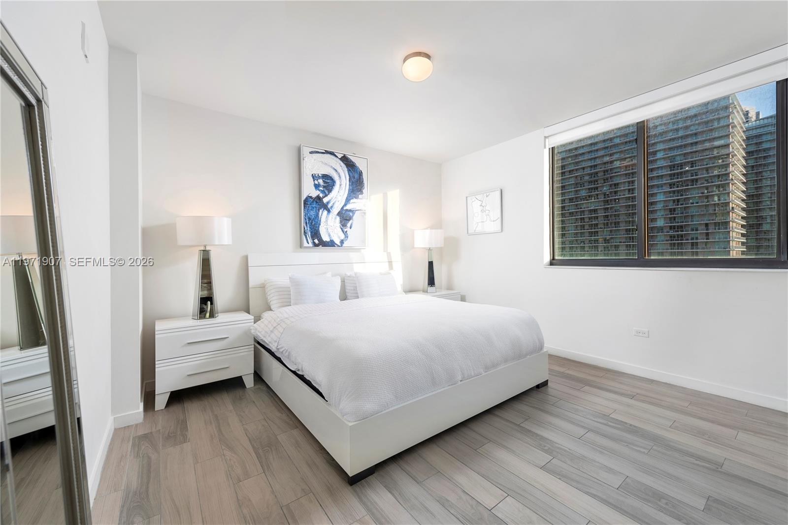 image Nine at Mary Brickell Village10