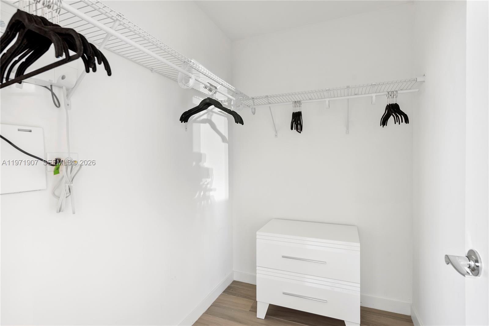 image Nine at Mary Brickell Village14