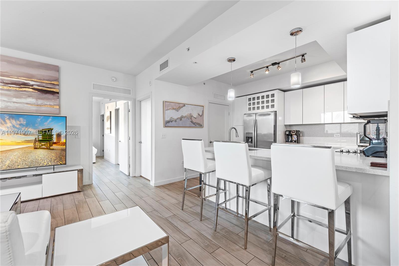 image Nine at Mary Brickell Village1