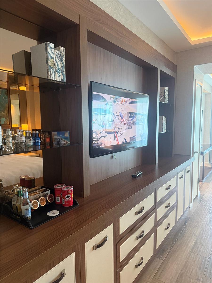 551 N Fort Lauderdale Bch Blvd #R2210 Fort Lauderdale, FL 33304