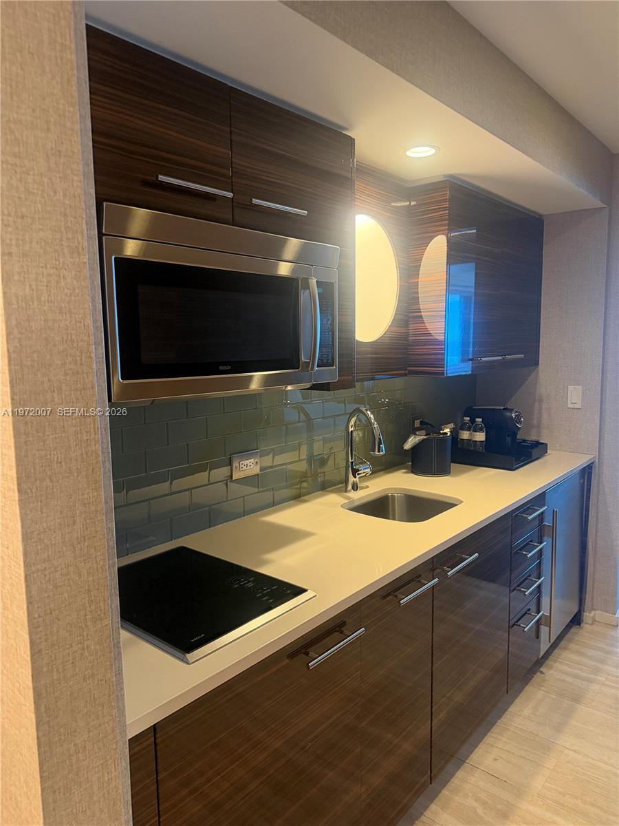 551 N Fort Lauderdale Bch Blvd #R2210 Fort Lauderdale, FL 33304