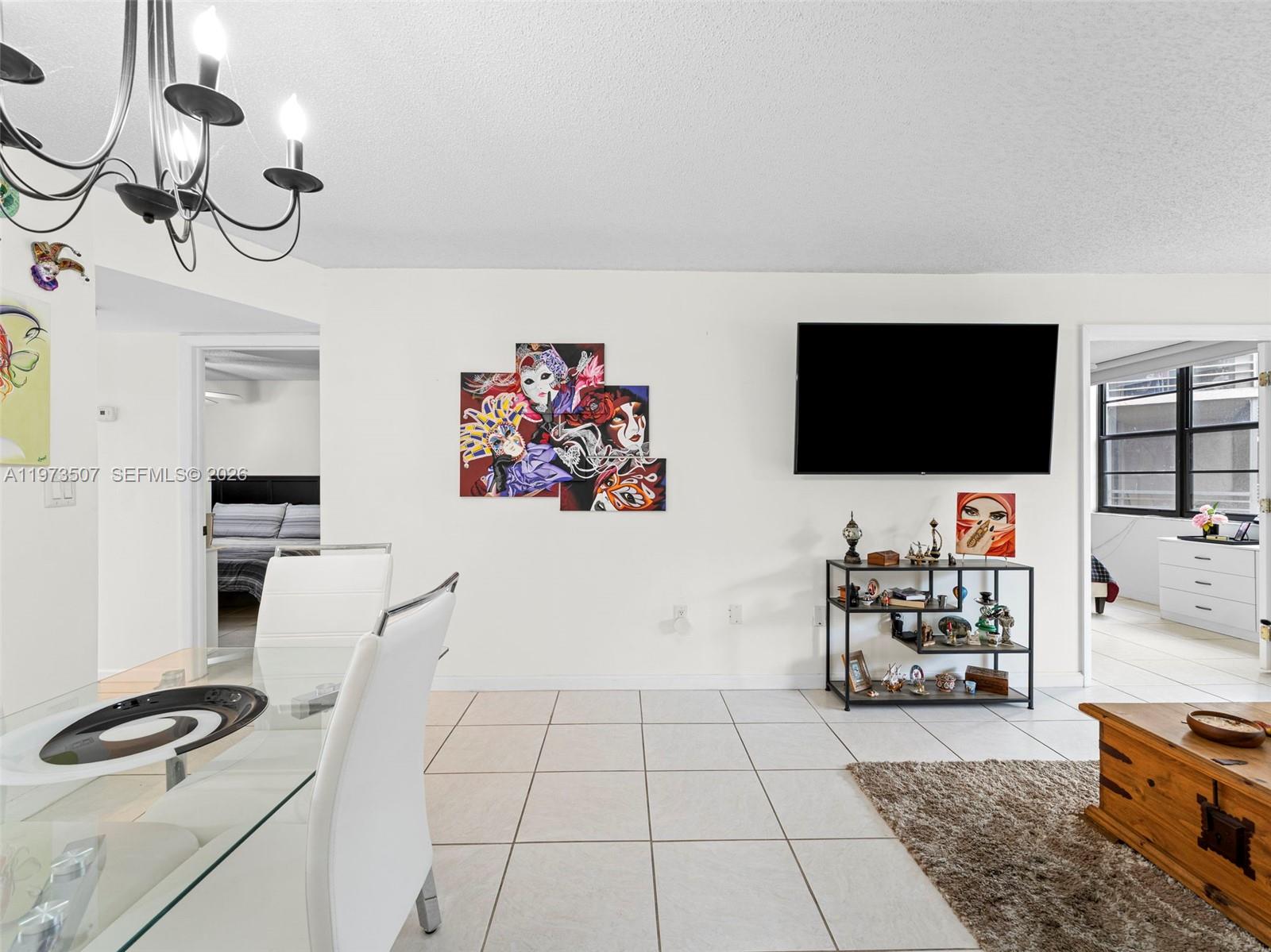 901 Colony Pt Cir #304 Pembroke Pines, FL 33026
