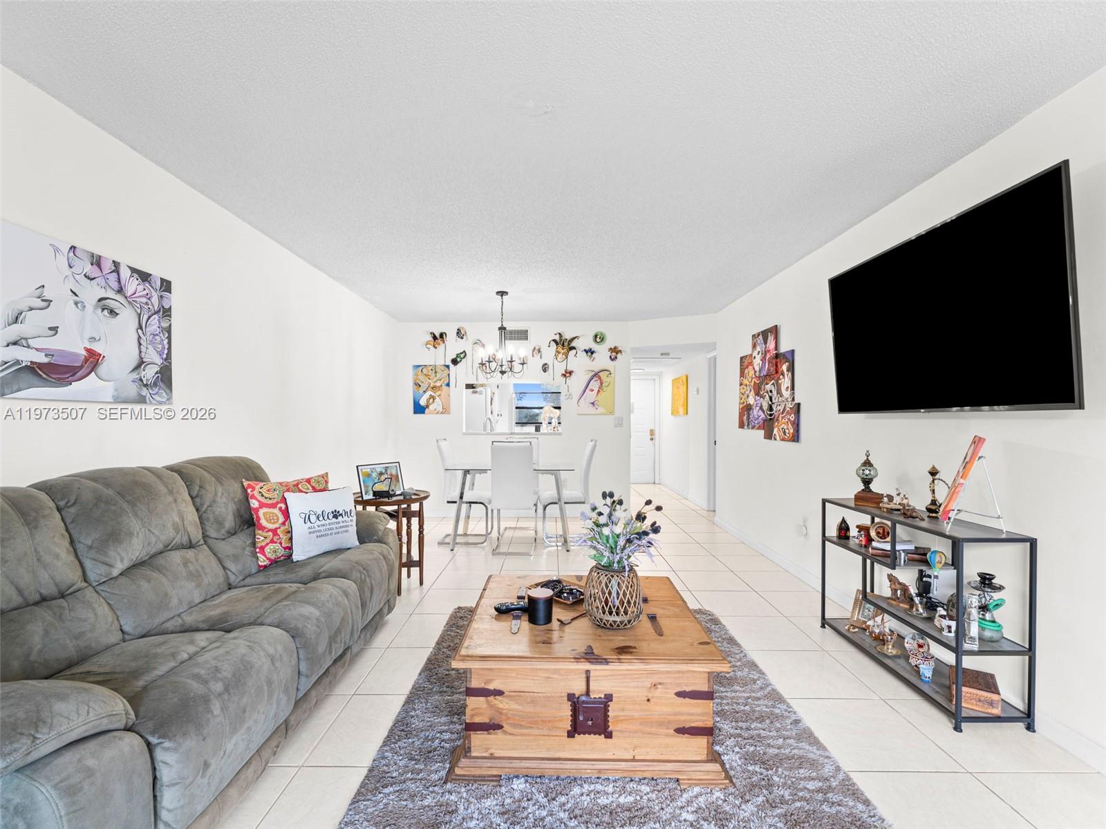 901 Colony Pt Cir #304 Pembroke Pines, FL 33026