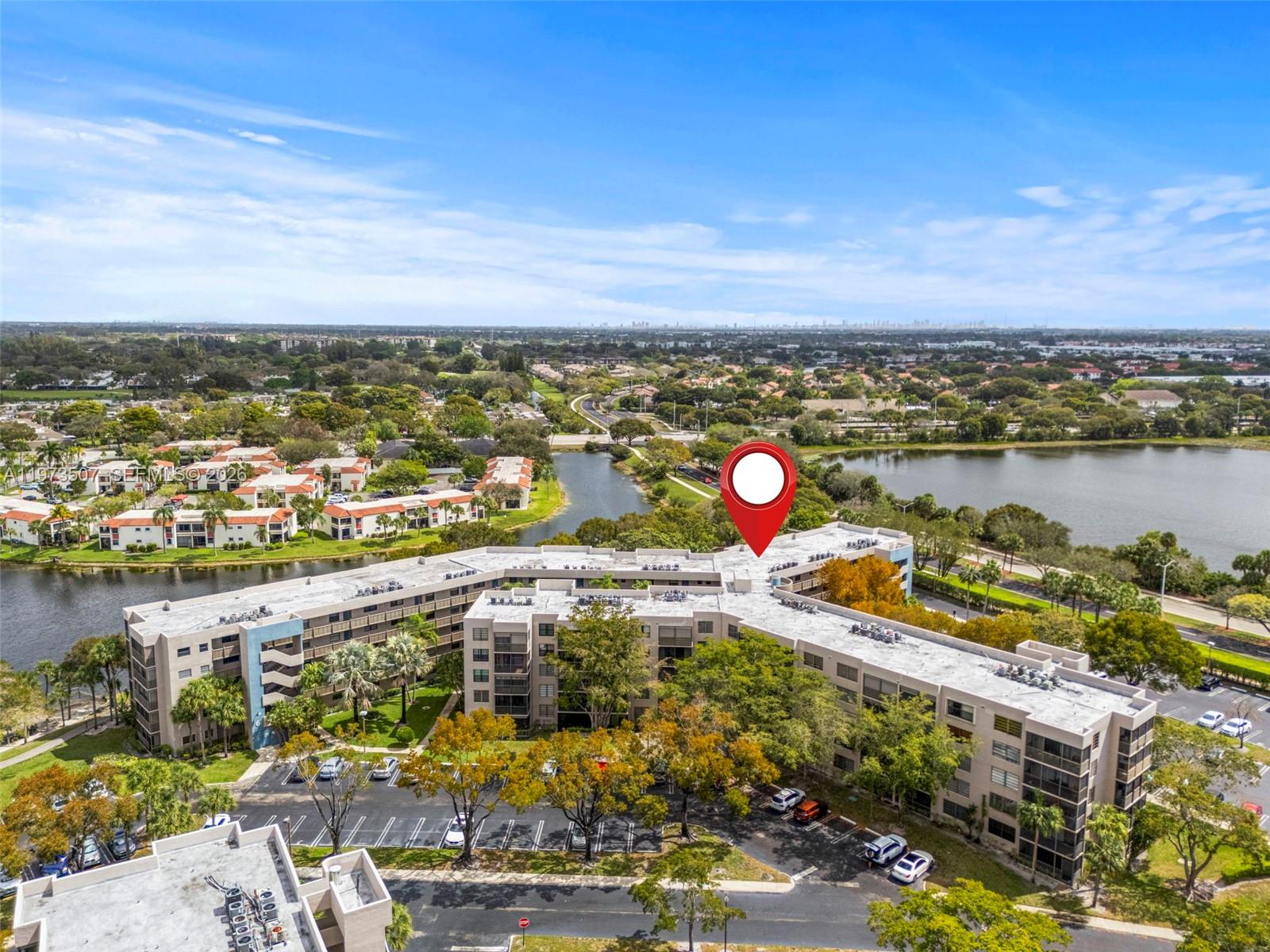 901 Colony Pt Cir #304 Pembroke Pines, FL 33026