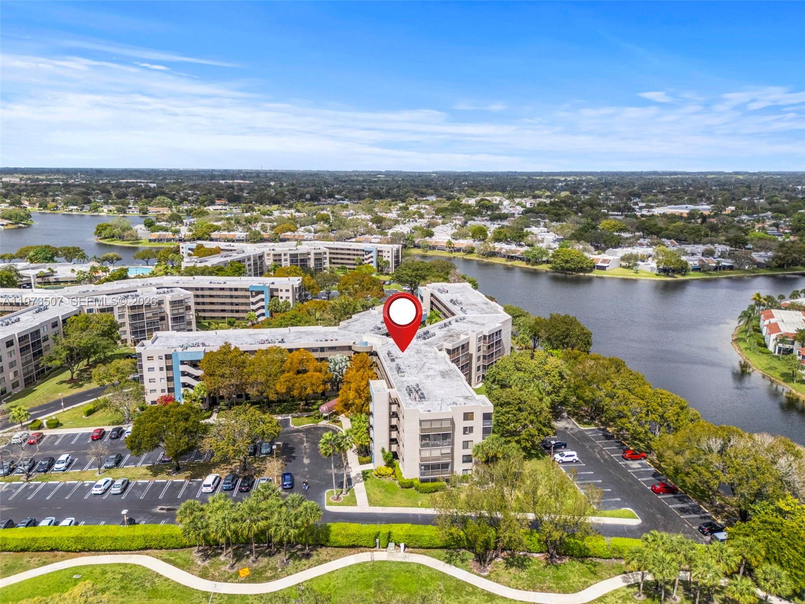 901 Colony Pt Cir #304 Pembroke Pines, FL 33026