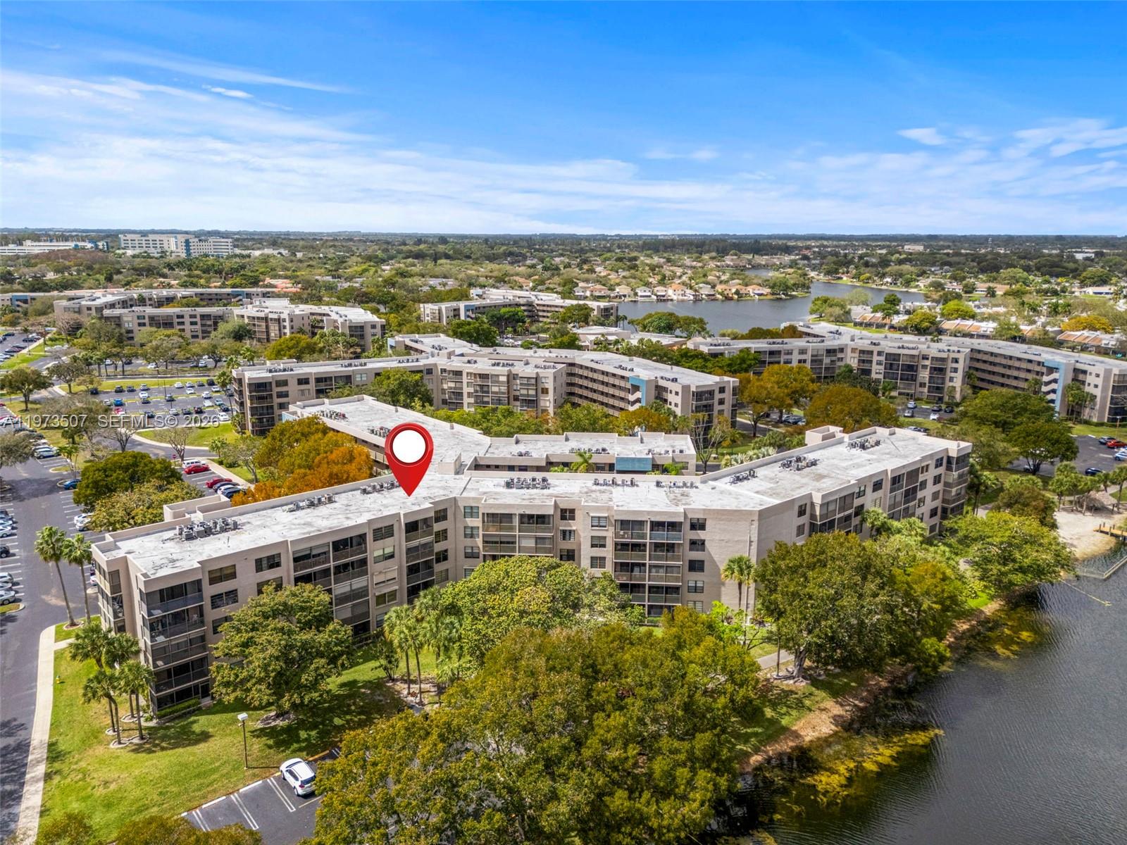 901 Colony Pt Cir #304 Pembroke Pines, FL 33026