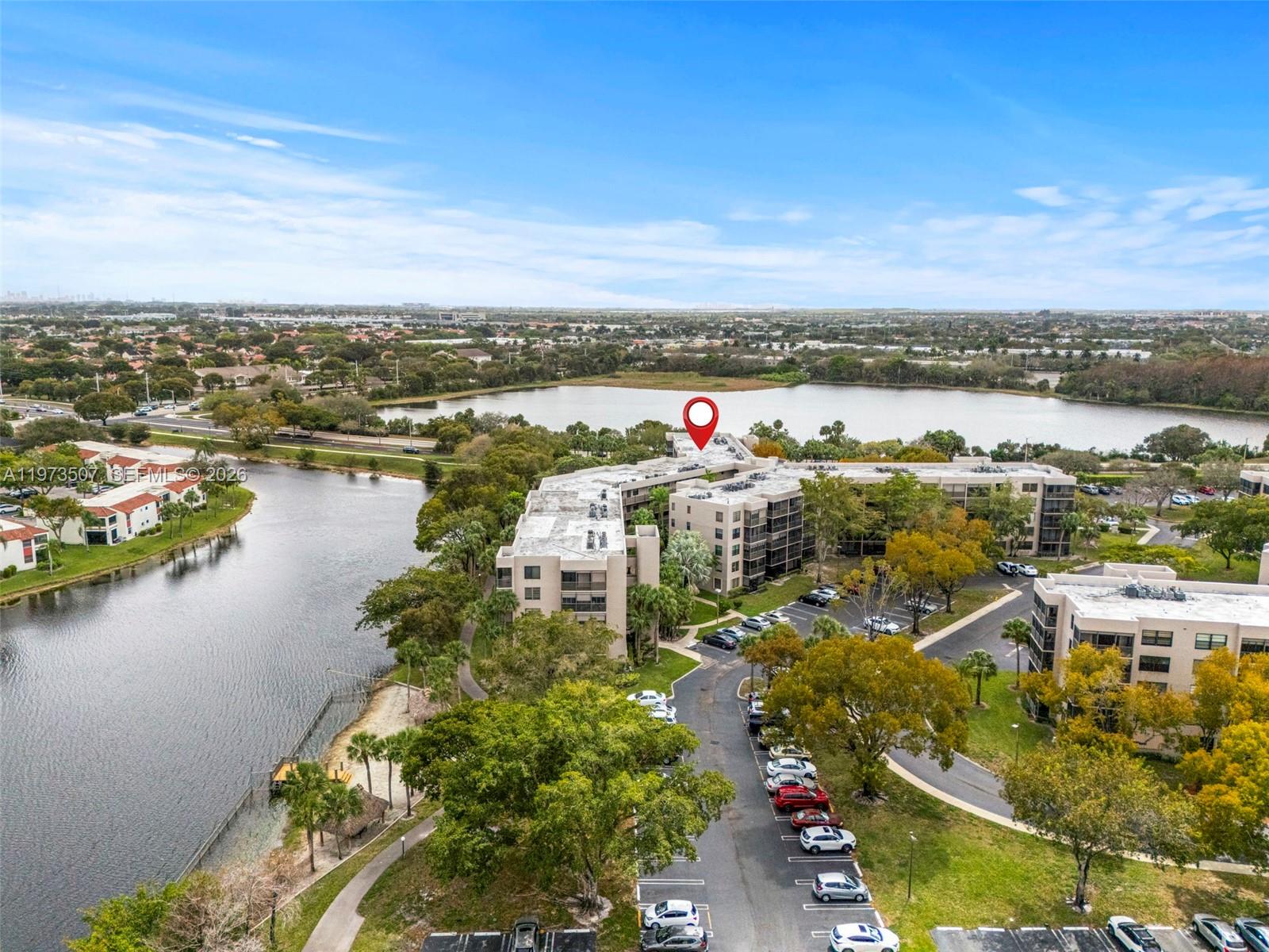 901 Colony Pt Cir #304 Pembroke Pines, FL 33026