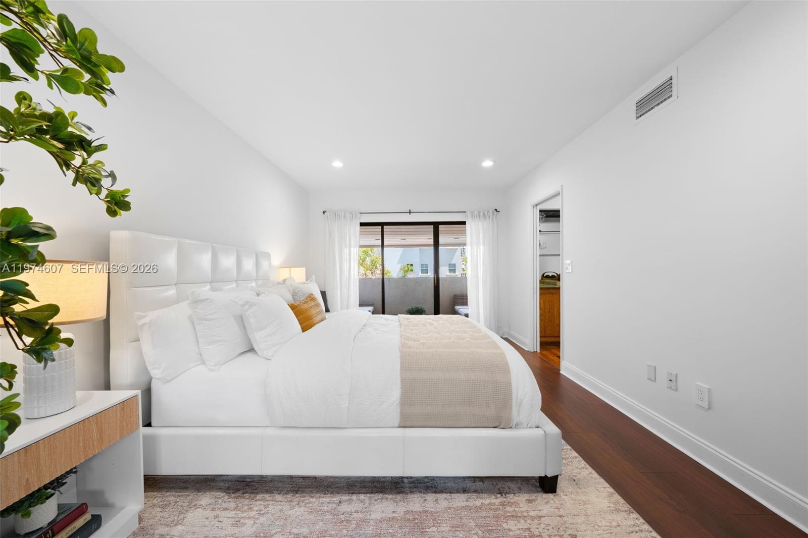 2600 Cardena St #PH4 Coral Gables, FL 33134