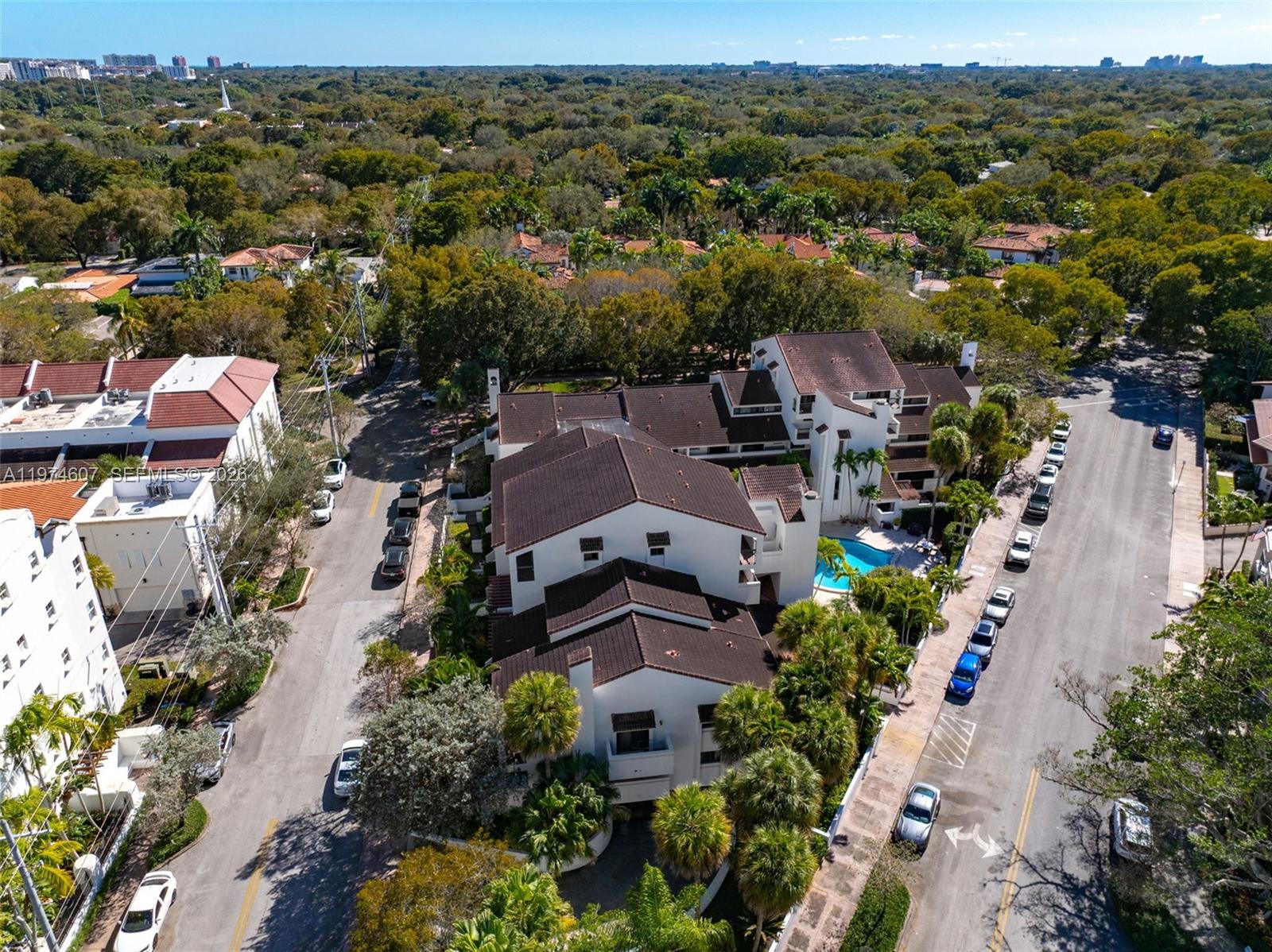 2600 Cardena St #PH4 Coral Gables, FL 33134
