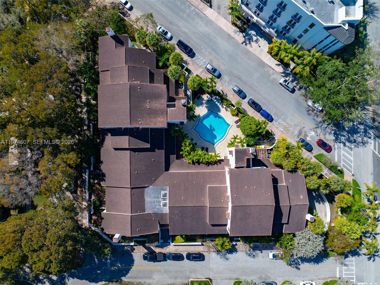 2600 Cardena St #PH4 Coral Gables, FL 33134