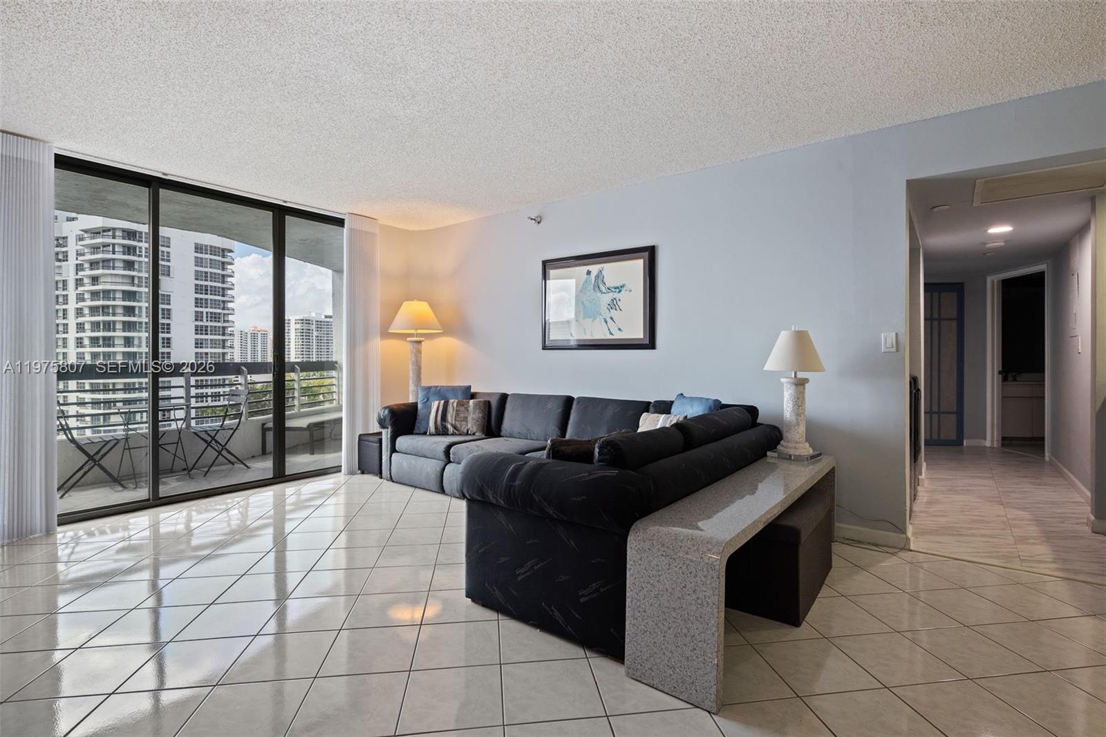 19101 NE 36th Ct #1003 Aventura, FL 33180