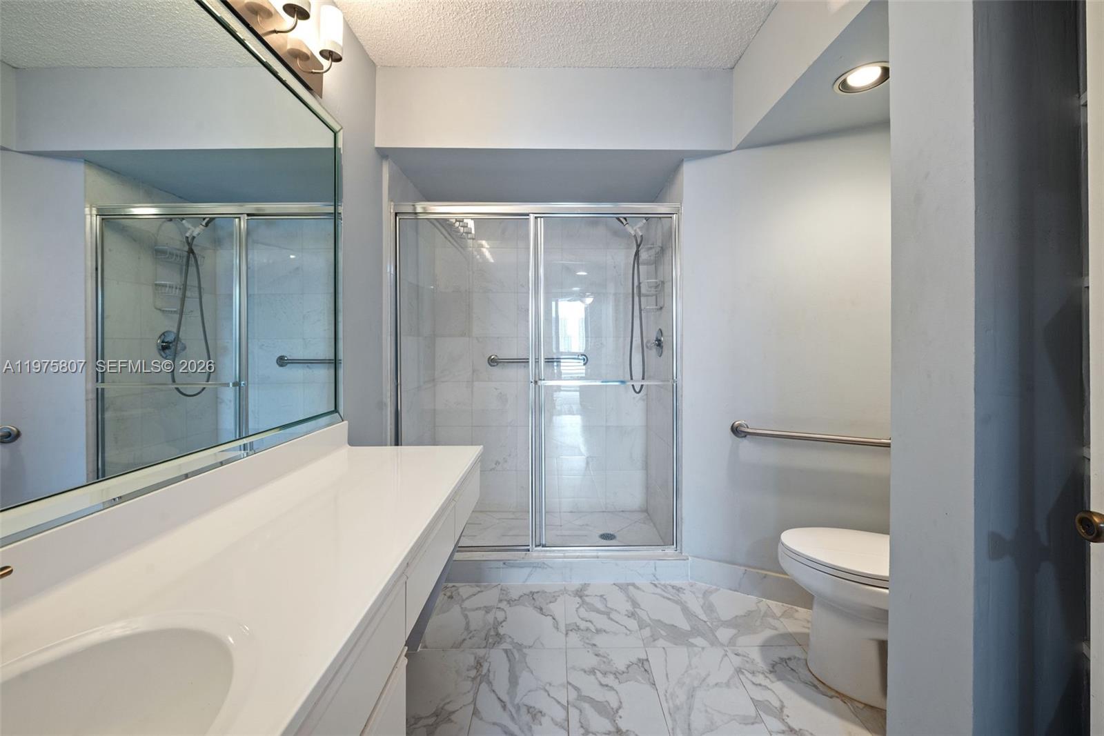 19101 NE 36th Ct #1003 Aventura, FL 33180