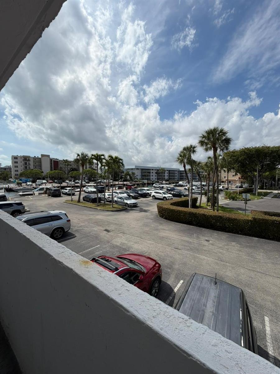 4000 NE 170th St #206 North Miami Beach, FL 33160