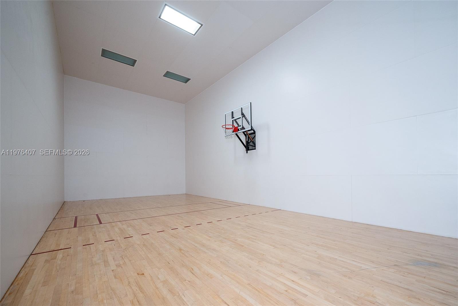 901 Brickell Key Blvd #901 Miami, FL 33131