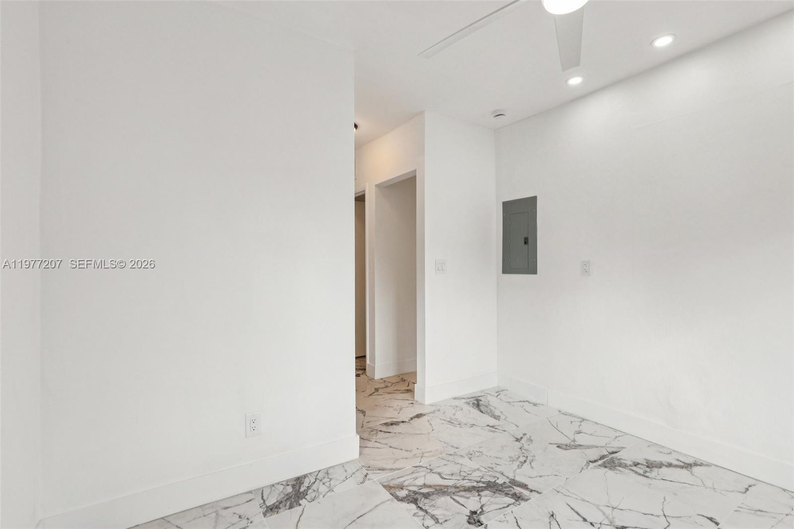 700 NE 87th St Miami, FL 33138