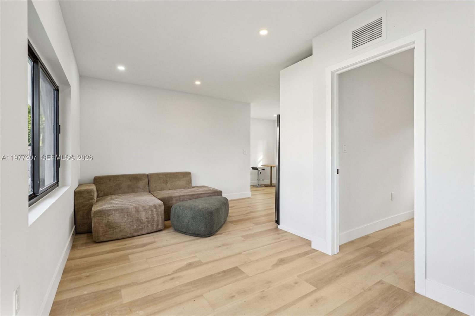 700 NE 87th St Miami, FL 33138