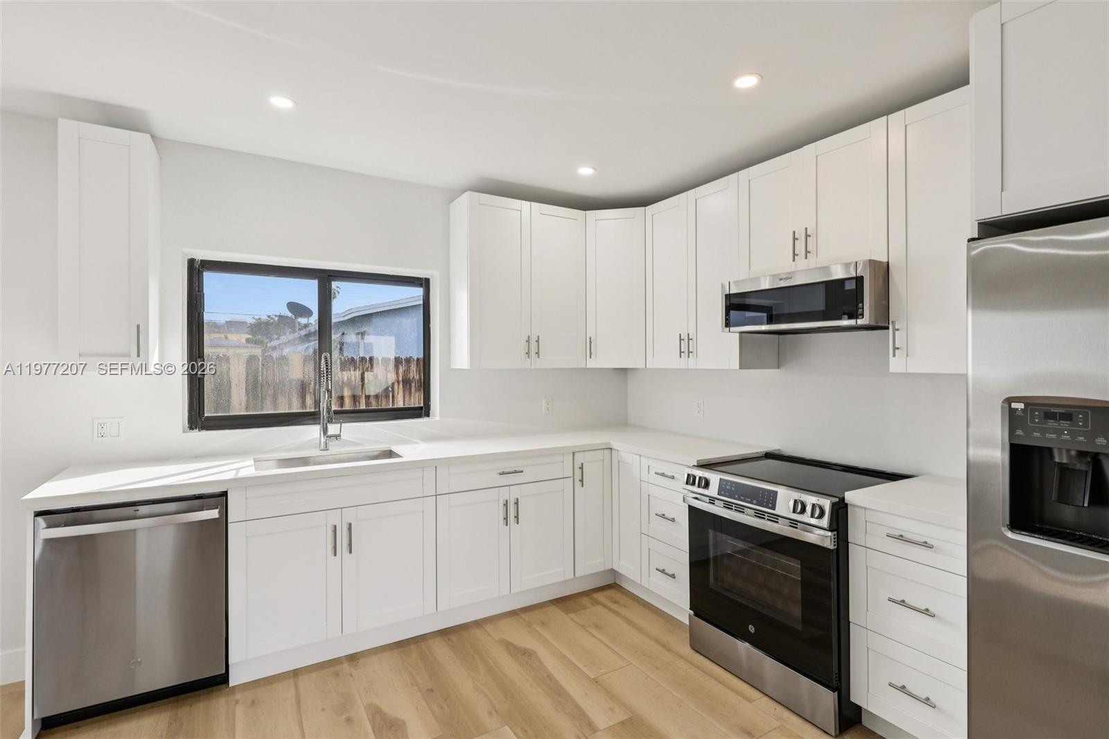 700 NE 87th St Miami, FL 33138