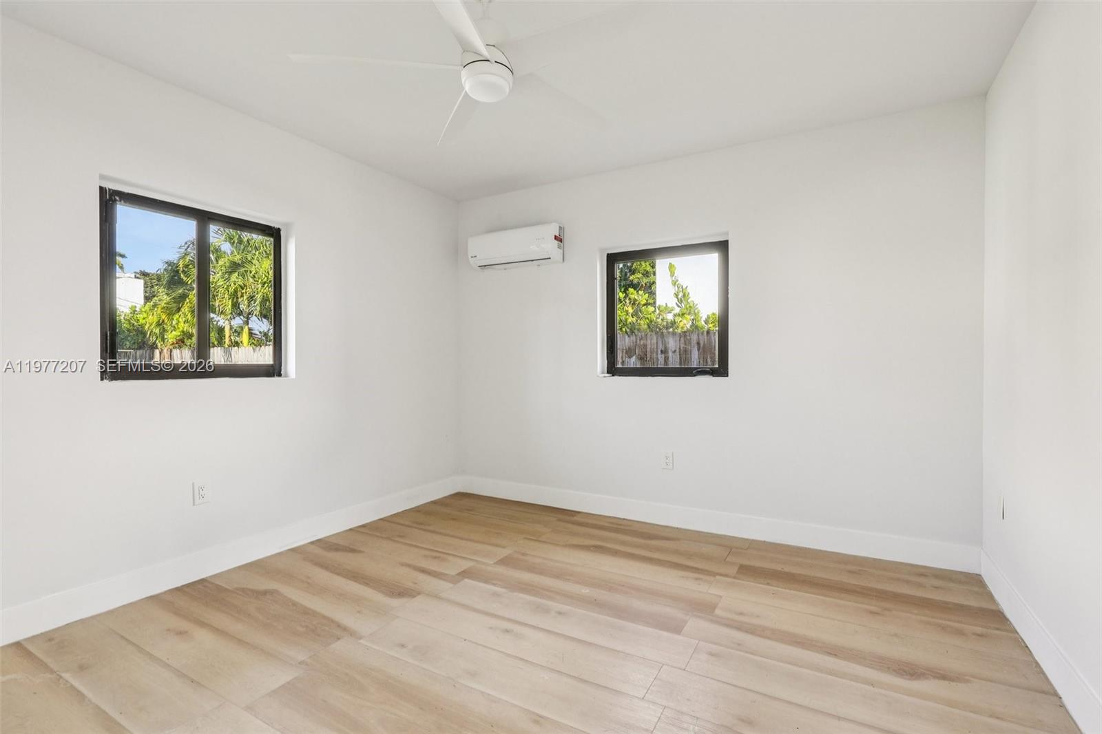 700 NE 87th St Miami, FL 33138