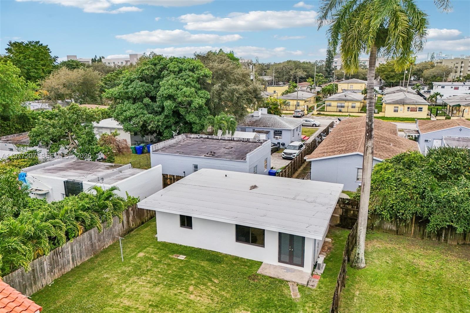 700 NE 87th St Miami, FL 33138