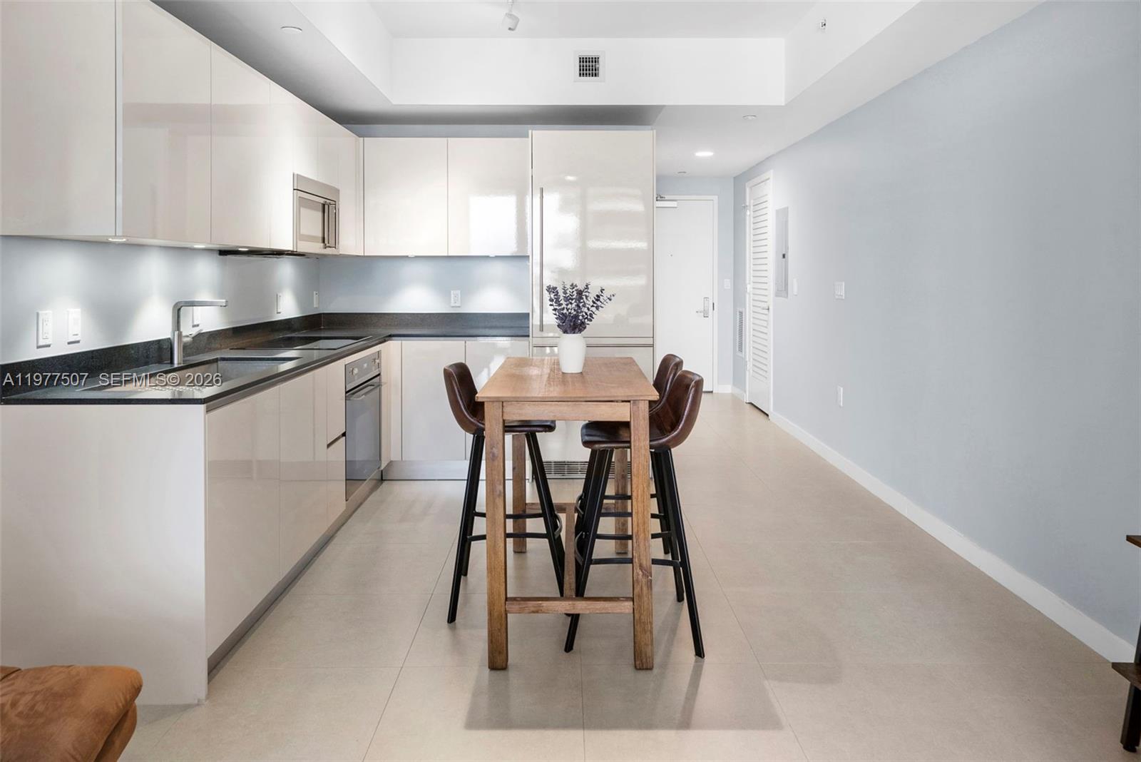 1010 Brickell Ave #3610 Miami, FL 33131