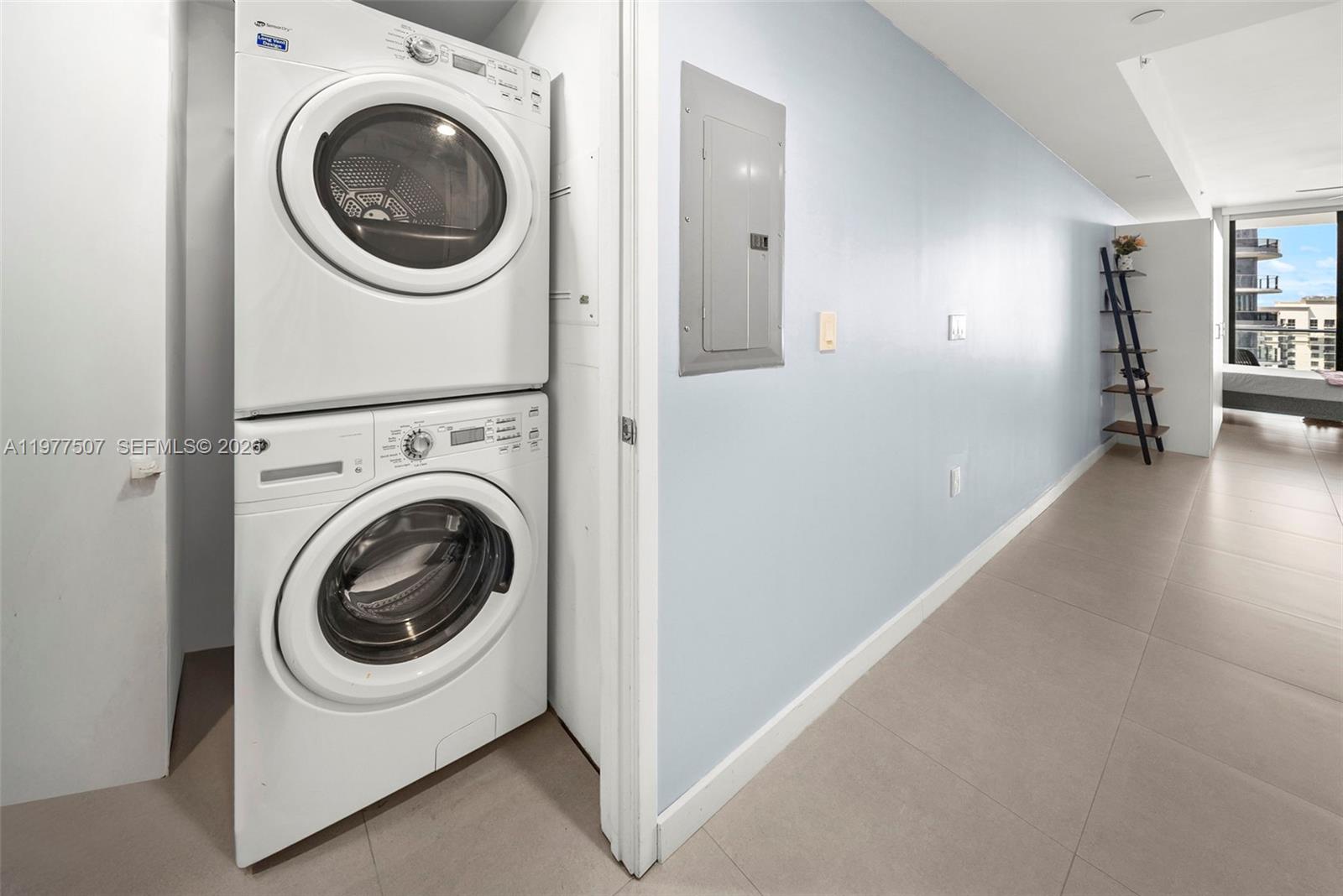 1010 Brickell Ave #3610 Miami, FL 33131