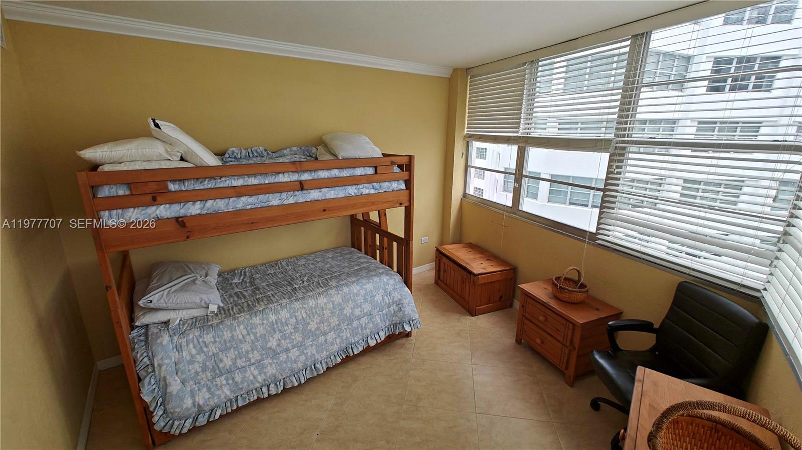 825 Brickell Bay Dr #841 Miami, FL 33131