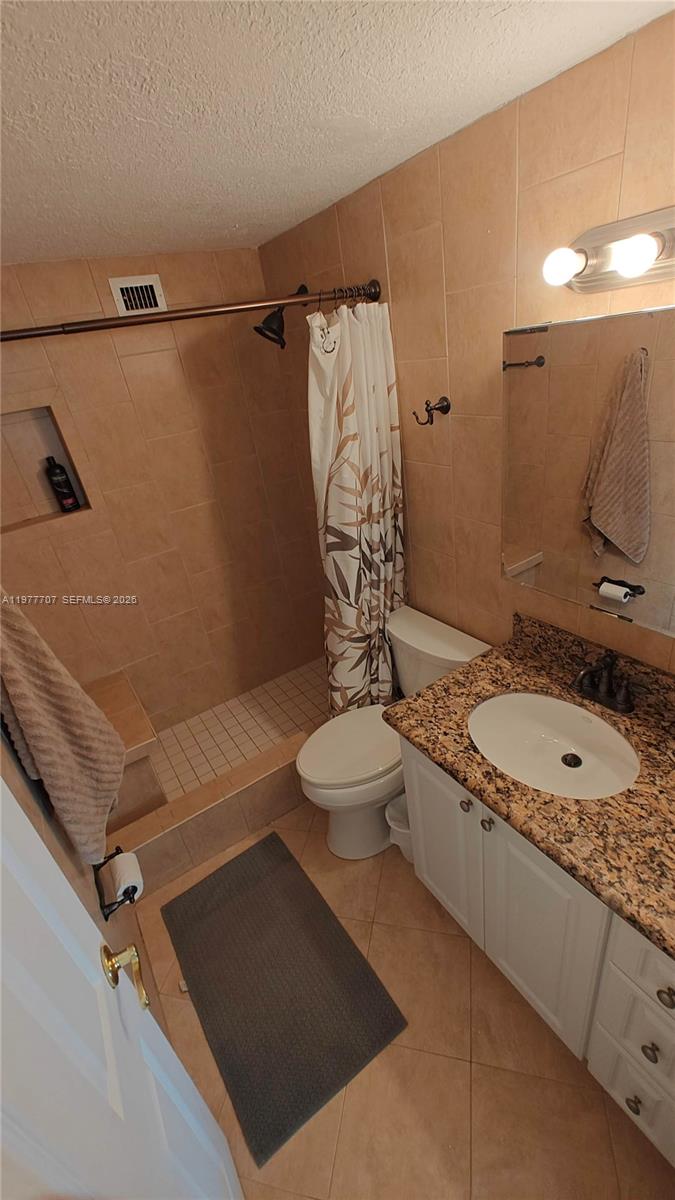 825 Brickell Bay Dr #841 Miami, FL 33131