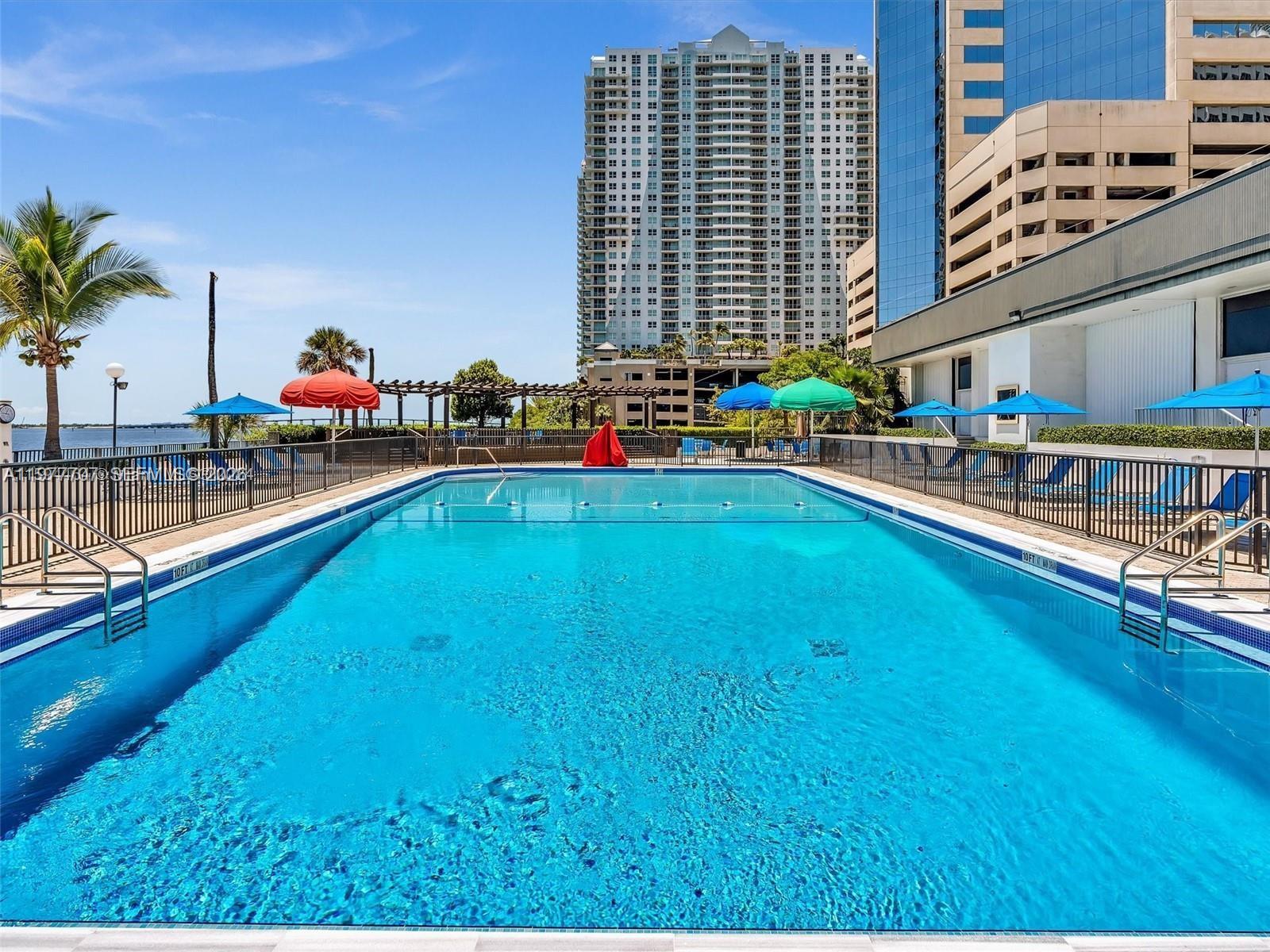 825 Brickell Bay Dr #841 Miami, FL 33131