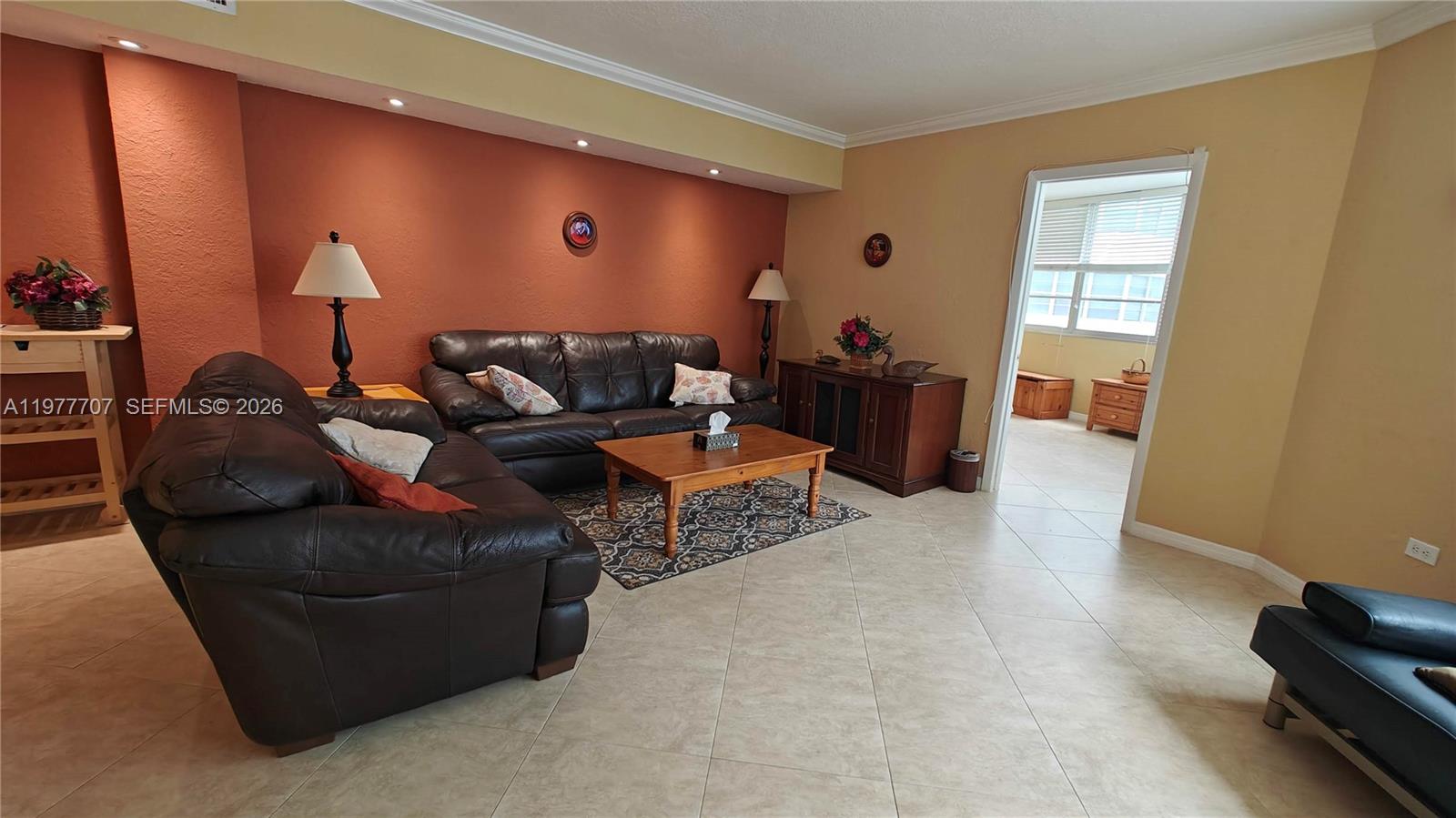 825 Brickell Bay Dr #841 Miami, FL 33131