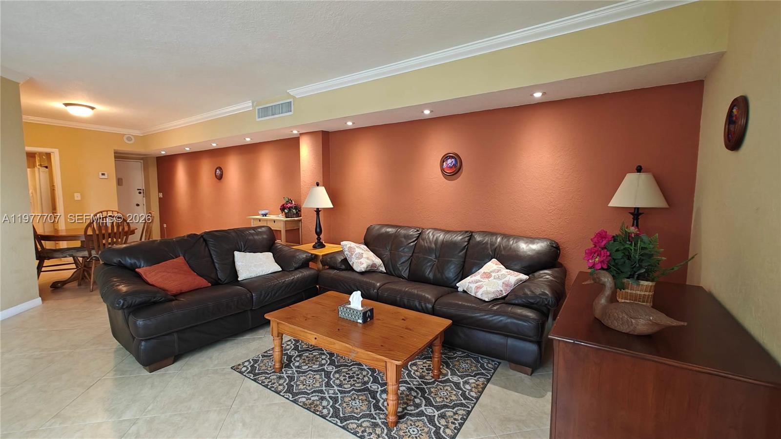 825 Brickell Bay Dr #841 Miami, FL 33131