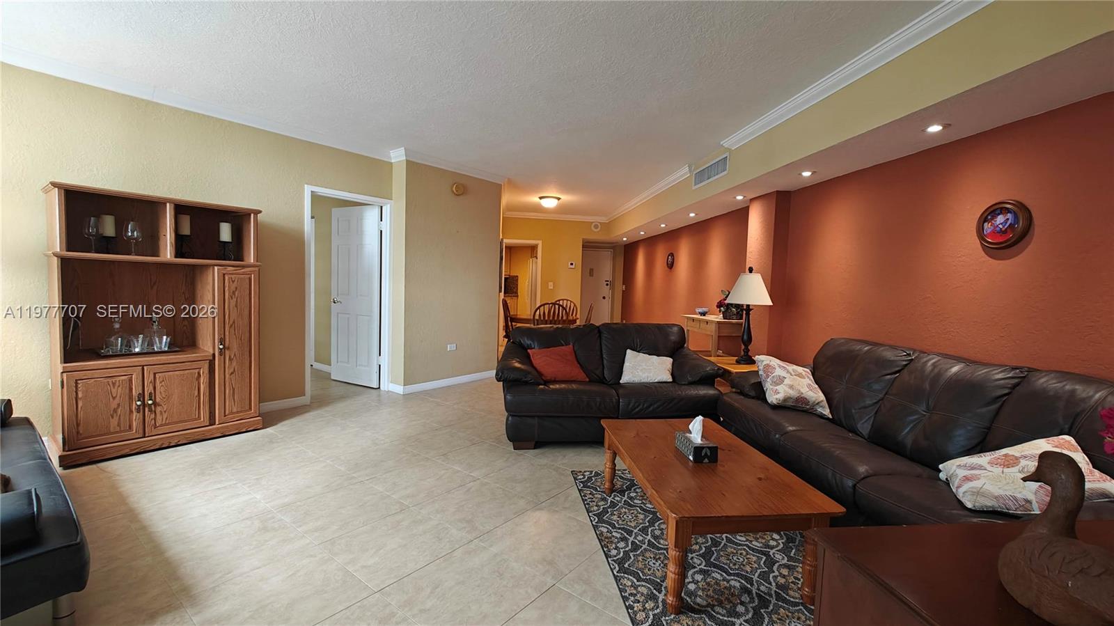 825 Brickell Bay Dr #841 Miami, FL 33131