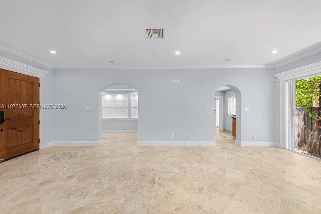 2301 Tequesta Ln Coconut Grove, FL 33133