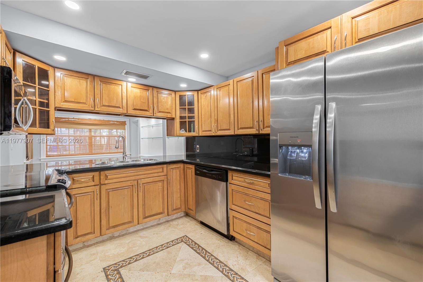 2301 Tequesta Ln Coconut Grove, FL 33133