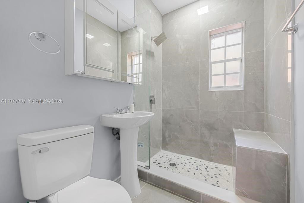 2301 Tequesta Ln Coconut Grove, FL 33133